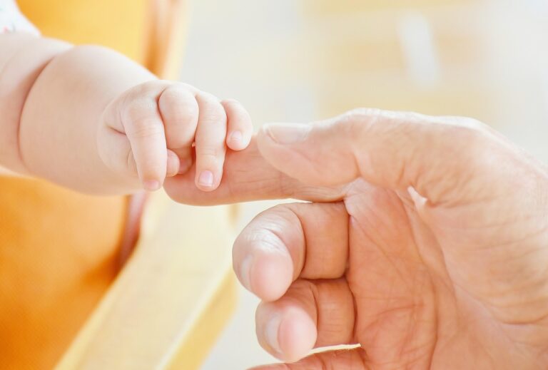 薄毛の治療におけるつむじの改善方法は？